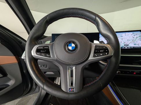 Used 2024 BMW X5 M60i image 38