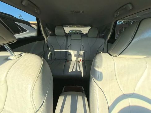 Used 2012 Toyota Venza XLE AWD/4WD image 27