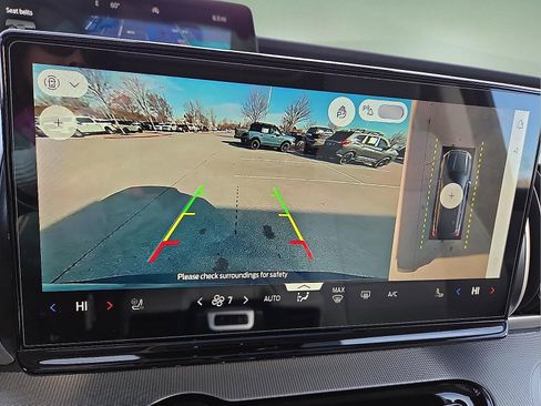 New 2026 Ford Expedition Active image 17