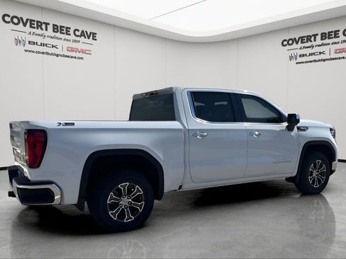 New 2026 GMC Sierra 1500 SLT w/ SLT Convenience Package image 10