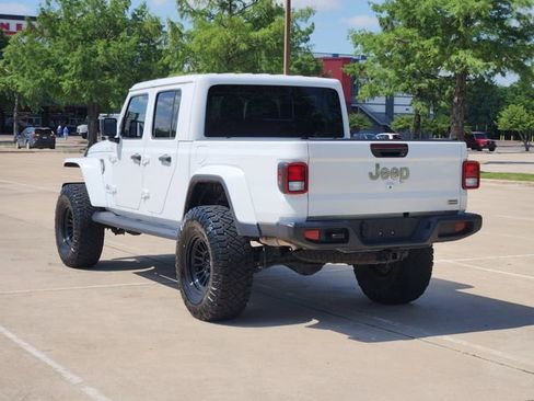 Used 2023 Jeep Gladiator Overland w/ Trailer Tow Package AWD/4WD image 7
