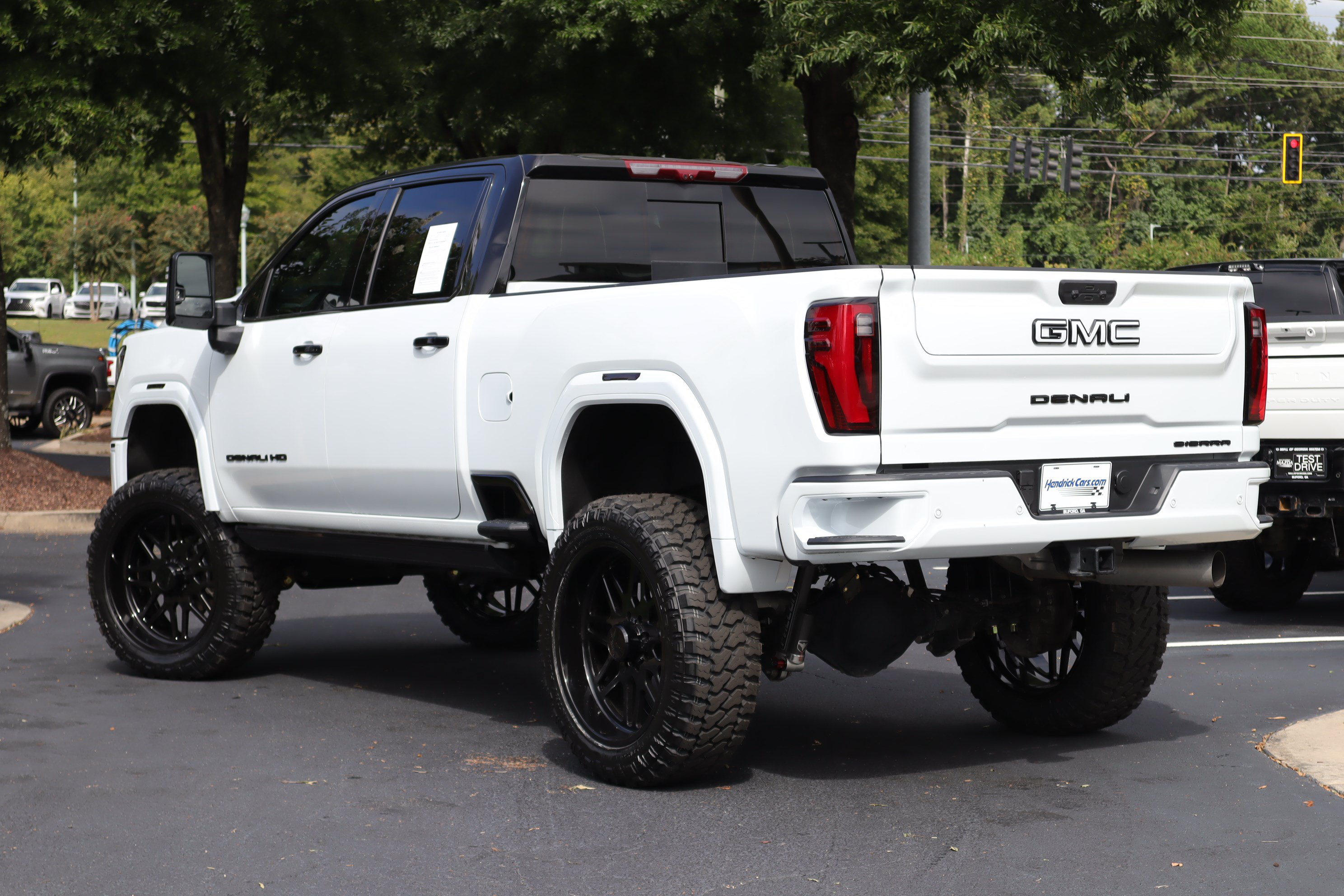 Used 2026 GMC Sierra 2500 Denali Ultimate AWD/4WD image 3