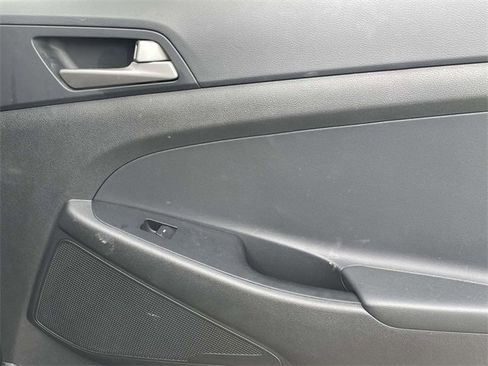 Used 2018 Hyundai Tucson Value image 21