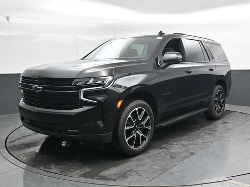Used 2023 Chevrolet Tahoe RST w/ Luxury Package AWD/4WD image 9
