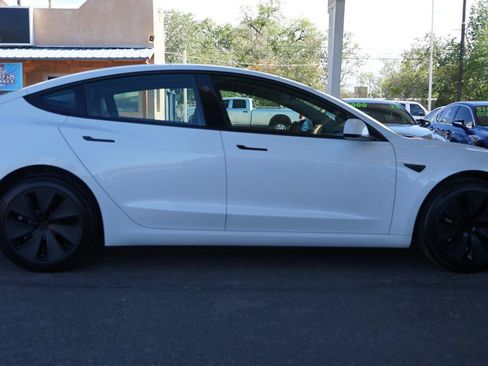 Used 2025 Tesla Model 3 RWD image 2
