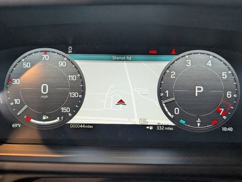 New 2025 Land Rover Defender 110 S image 16