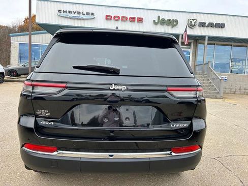 New 2025 Jeep Grand Cherokee Laredo X w/ Luxury Tech Group I image 4