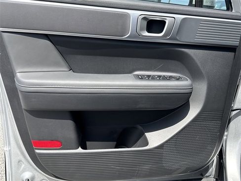 New 2025 Hyundai Santa Fe SEL image 10