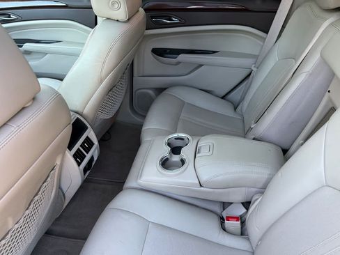 Used 2016 Cadillac SRX Luxury AWD/4WD image 4