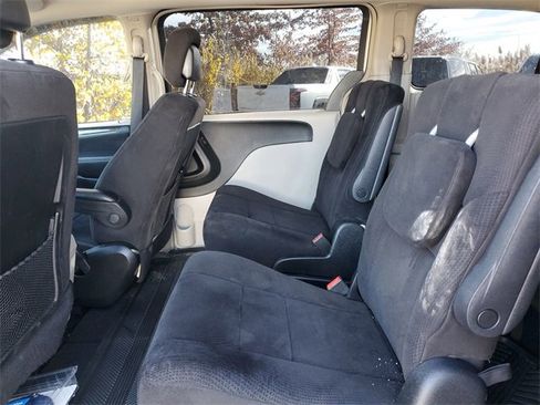 Used 2011 Chrysler Town & Country Touring image 24