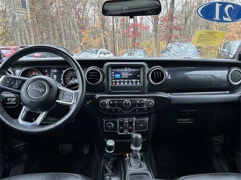 Used 2021 Jeep Wrangler Unlimited Sahara image 14