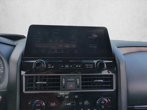 Used 2022 Nissan Armada SL RWD image 14