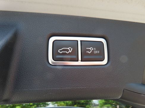 Used 2025 Kia Sorento SX AWD/4WD image 41