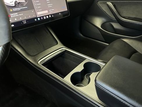 Used 2023 Tesla Model 3 Standard Range RWD image 29