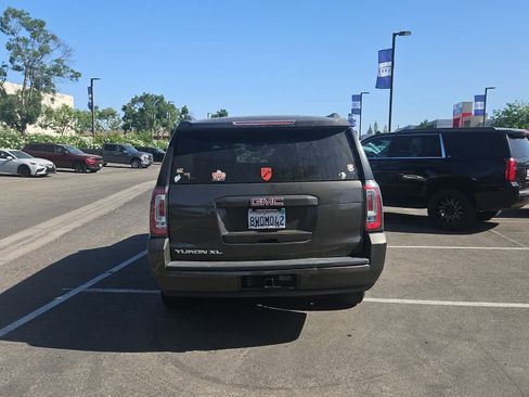 Used 2019 GMC Yukon XL SLT RWD image 7