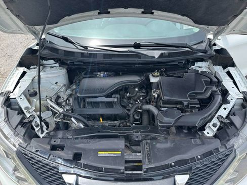 Used 2019 Nissan Rogue Sport S FWD image 9