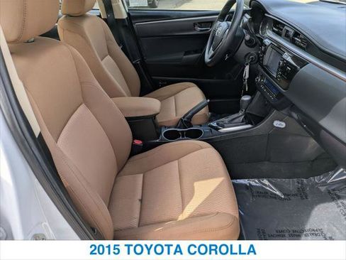 Used 2015 Toyota Corolla LE FWD image 25