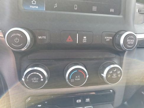 Used 2024 RAM 3500 Big Horn image 6