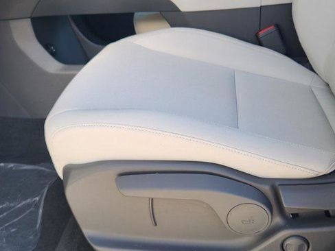 New 2026 Hyundai Santa Fe SE FWD image 17