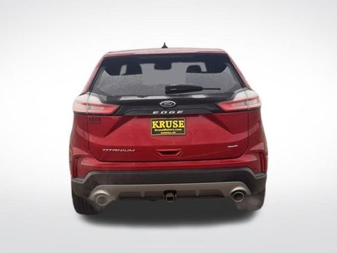 Used 2022 Ford Edge Titanium w/ Class II Trailer Tow Package AWD/4WD image 34