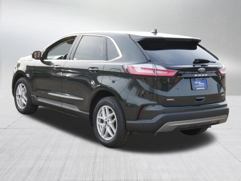 Certified 2023 Ford Edge SEL image 5