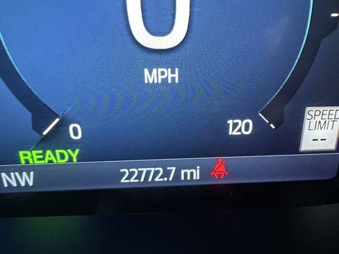 Used 2025 Ford F150 Platinum w/ FX4 Off-Road Package image 9