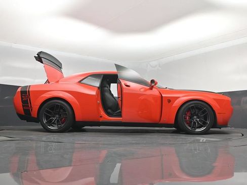 Used 2019 Dodge Challenger SRT Hellcat Redeye RWD image 7