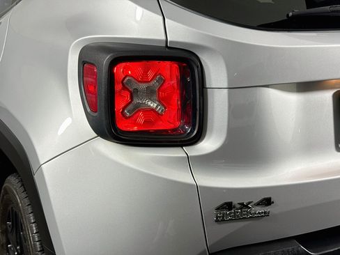 Used 2020 Jeep Renegade Sport AWD/4WD image 36