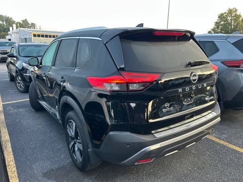 Used 2023 Nissan Rogue SL AWD/4WD image 8