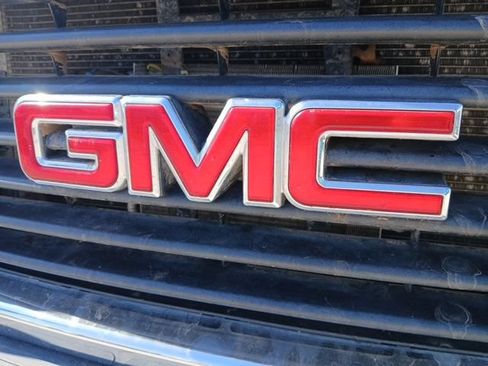 Used 2016 GMC Savana 3500 Extended RWD image 21