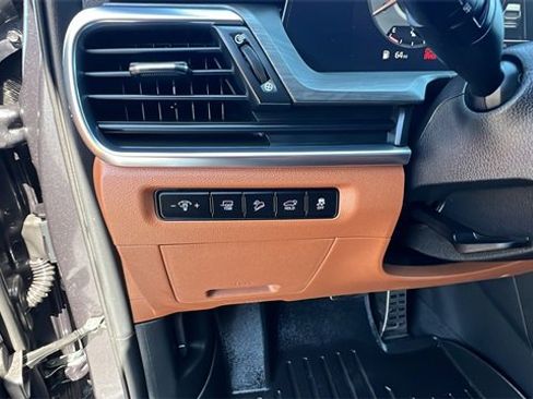 Used 2024 Kia Telluride SX Prestige X-Line image 31