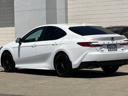 Certified 2026 Toyota Camry SE FWD image 7