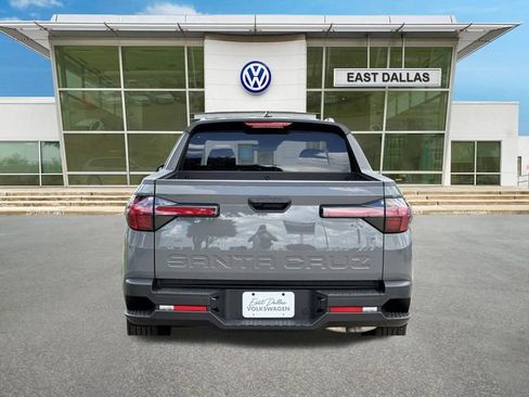 Used 2025 Hyundai Santa Cruz SEL FWD image 4