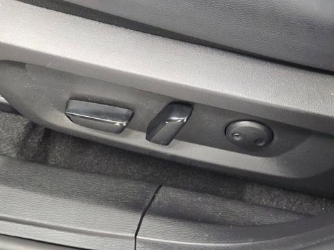 Used 2024 Mitsubishi Outlander SEL image 28