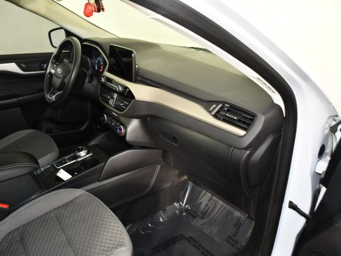 Used 2022 Ford Escape SE AWD/4WD image 37