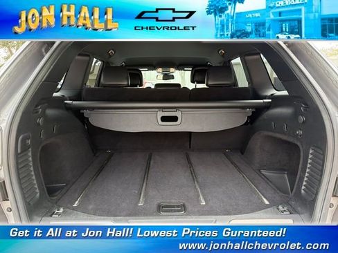 Used 2015 Jeep Grand Cherokee Limited w/ Mopar Chrome Edition Group image 10