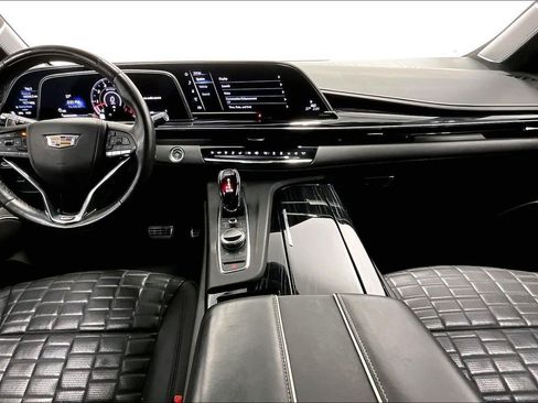 Used 2023 Cadillac Escalade ESV V image 18