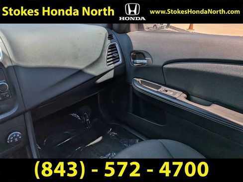 Used 2014 Dodge Avenger SE FWD image 22