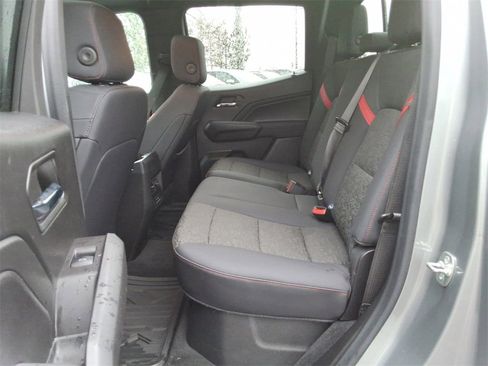 Certified 2024 Chevrolet Colorado Z71 w/ Z71 Convenience Package 2 image 17