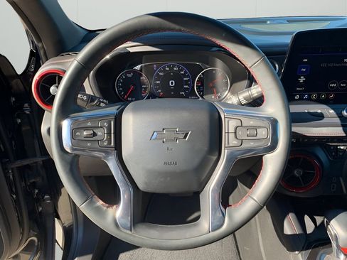 Used 2023 Chevrolet Blazer RS image 18