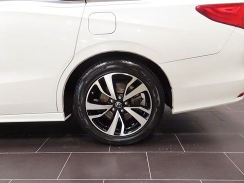 Used 2019 Honda Odyssey Elite image 15