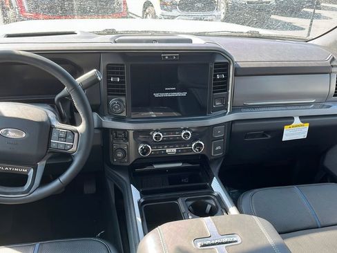 Used 2025 Ford F350 Platinum image 36