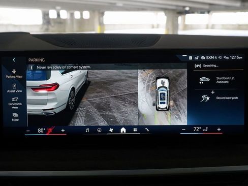 Used 2026 BMW X7 xDrive40i w/ Premium Package image 23