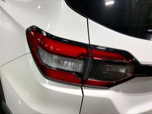 Used 2023 Honda Pilot Touring image 28