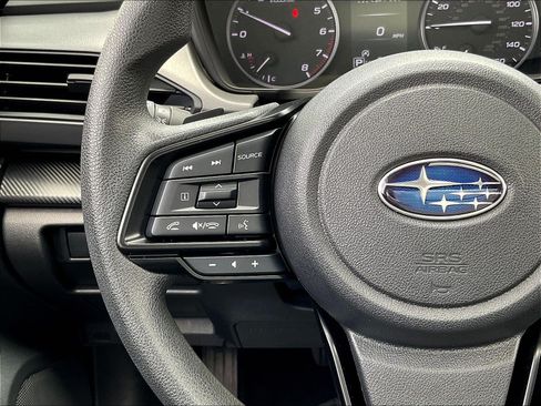 Used 2024 Subaru Crosstrek 2.0i Premium AWD/4WD image 11