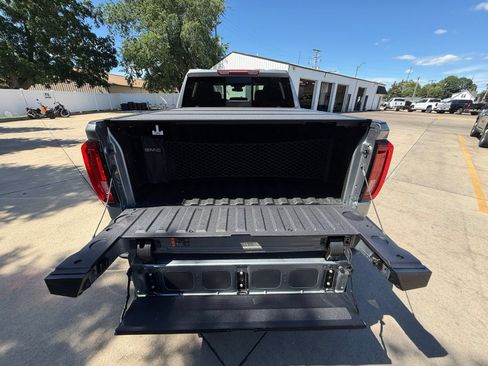 New 2026 GMC Sierra 1500 AT4 w/ AT4 Preferred Package AWD/4WD image 35