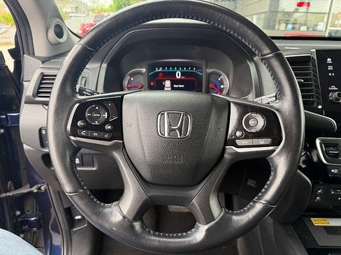 Used 2019 Honda Pilot Touring image 15