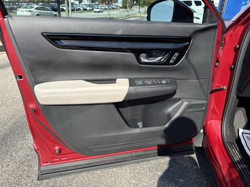 Used 2024 Honda CR-V EX-L image 17