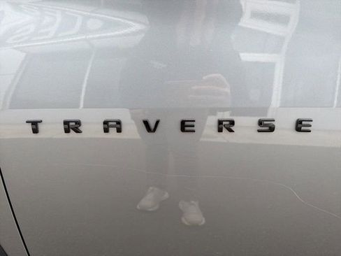 Certified 2023 Chevrolet Traverse RS w/ LPO, Floor Liner Package AWD/4WD image 11