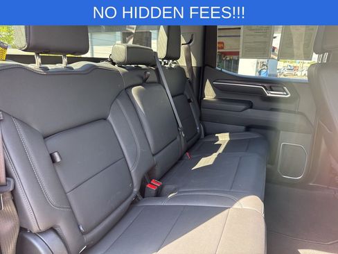 Used 2025 GMC Sierra 1500 SLT RWD image 39